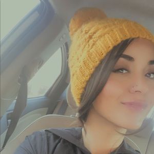 Meet your Posher, Karina